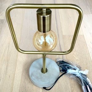 Structube: Zurich Table Lamp